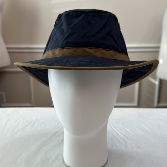 Tilley OUTBACK hat - Navy/British Tan - Picture 1 of 15